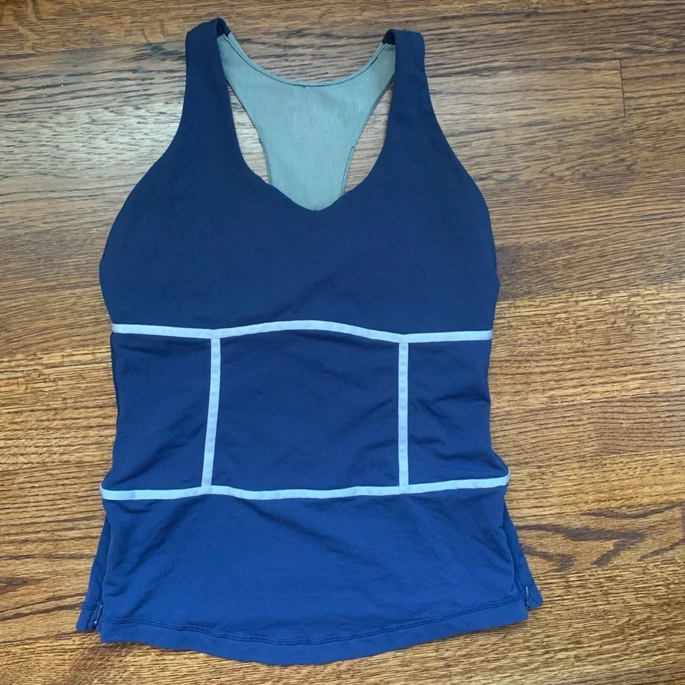 Lululemon tank top